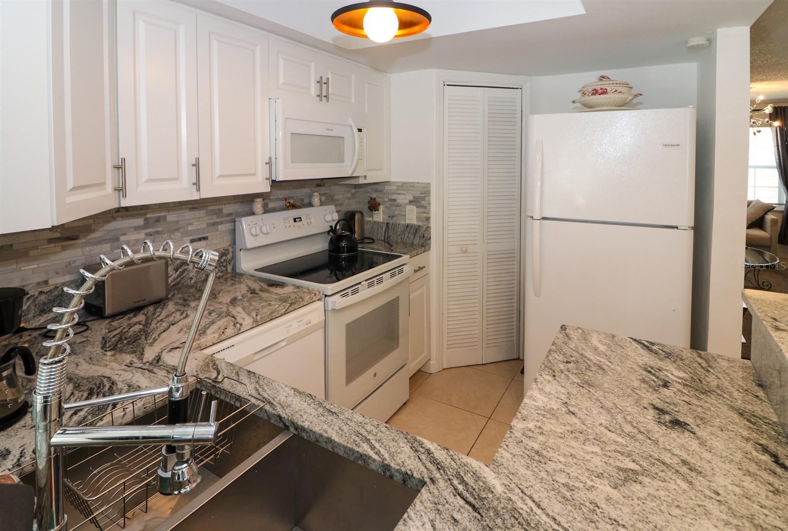 4158 TAMIAMI TRAIL, #G1, Port Charlotte, FL 33952