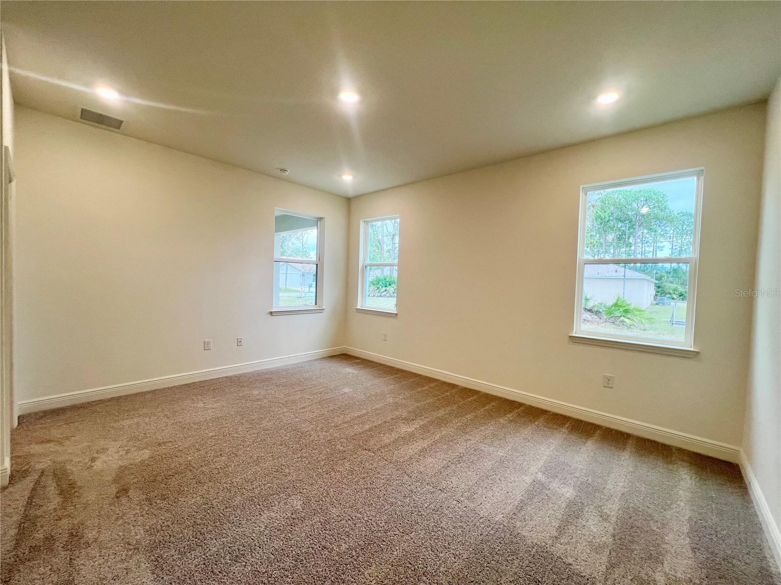 1 SEA FLOWER PATH, Palm Coast, FL 32164
