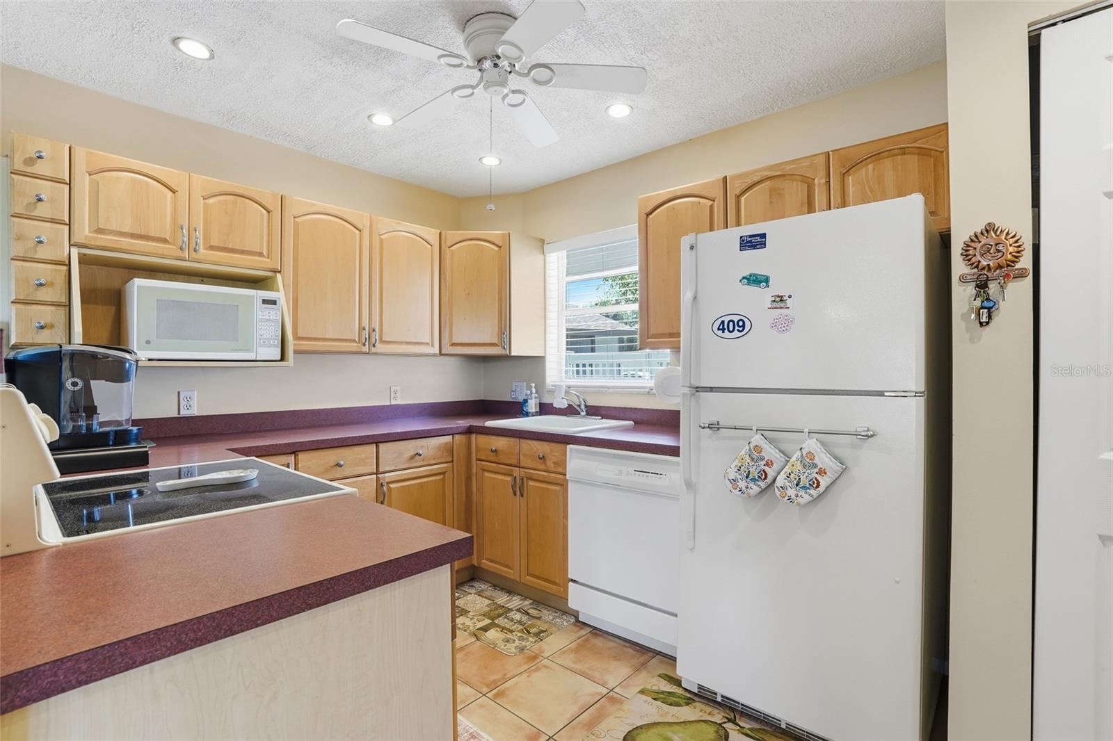 4289 ISLAND CIRCLE, #1, Fort Myers, FL 33919