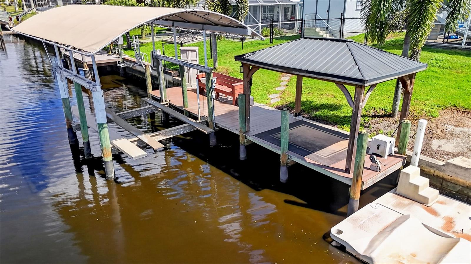270 E TARPON BOULEVARD NW, Port Charlotte, FL 33952