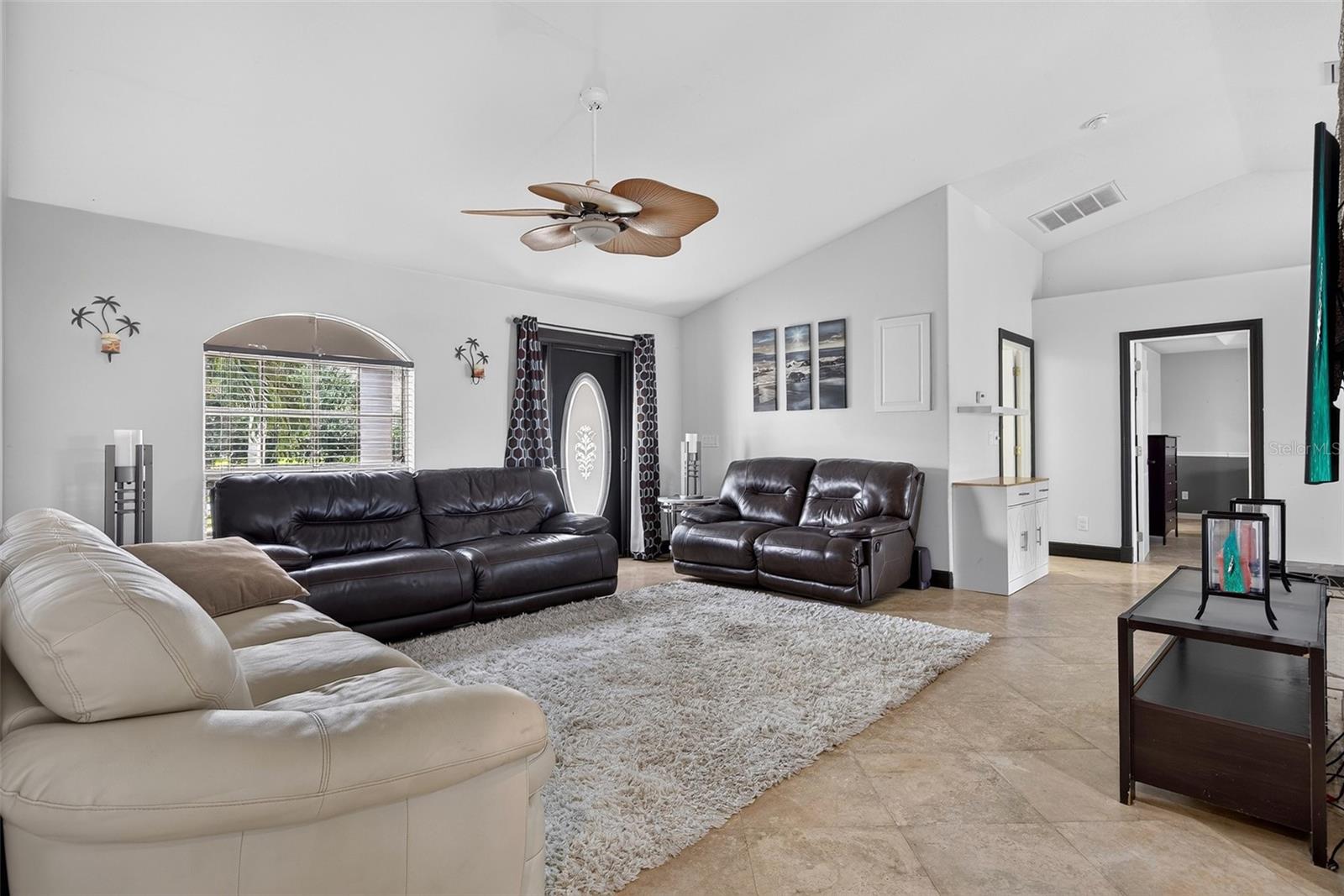 270 E TARPON BOULEVARD NW, Port Charlotte, FL 33952