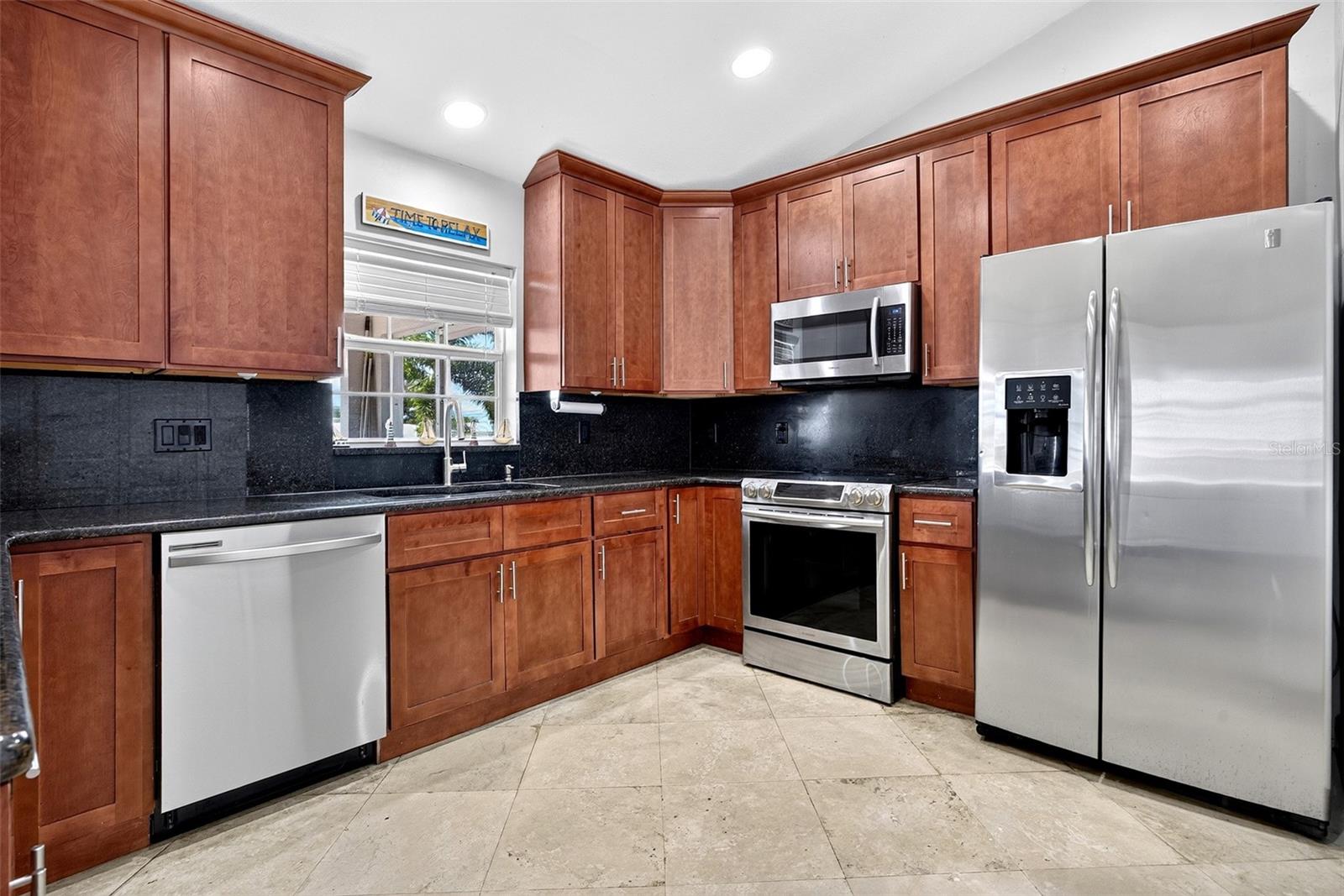 270 E TARPON BOULEVARD NW, Port Charlotte, FL 33952