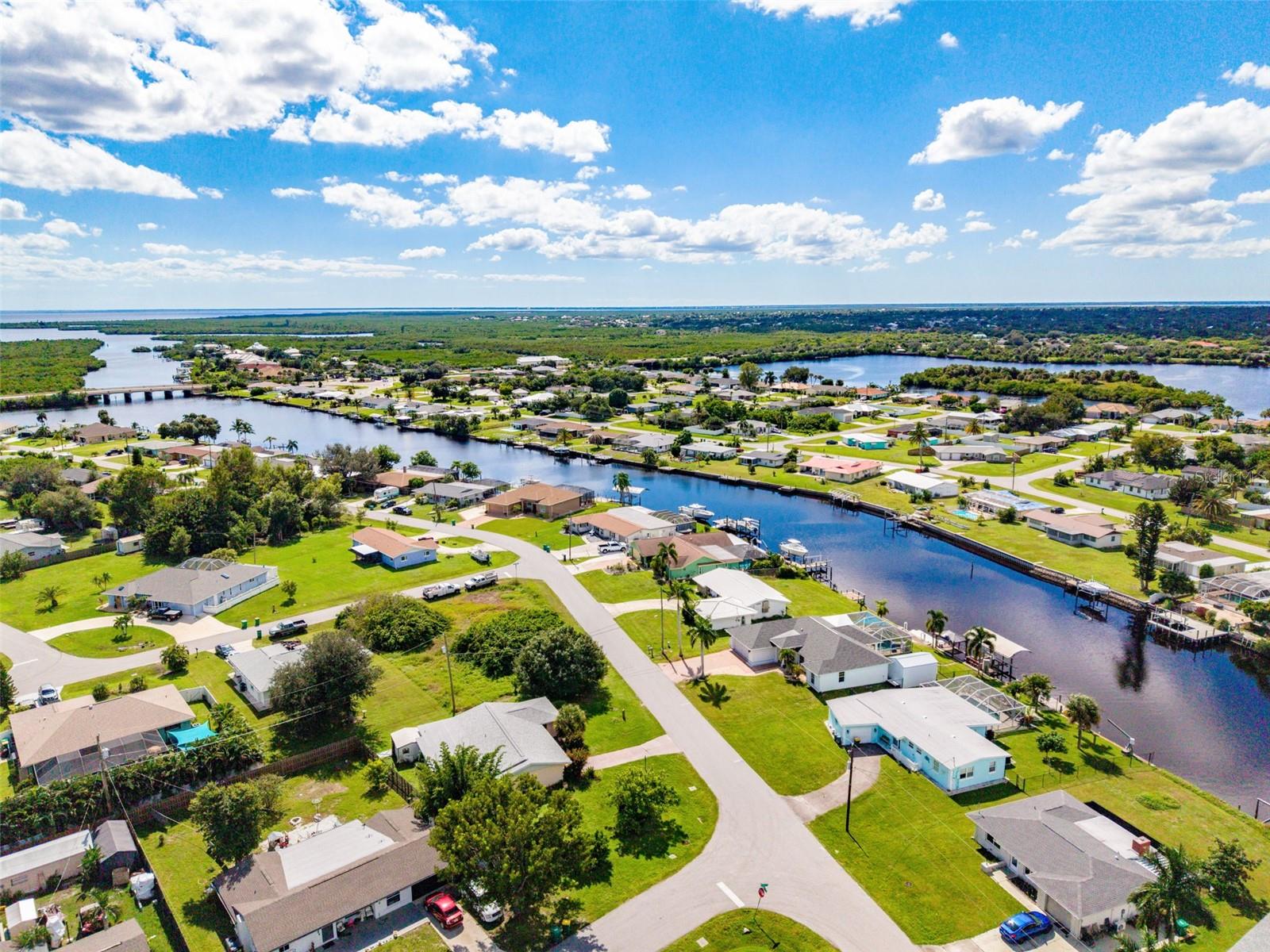 270 E TARPON BOULEVARD NW, Port Charlotte, FL 33952