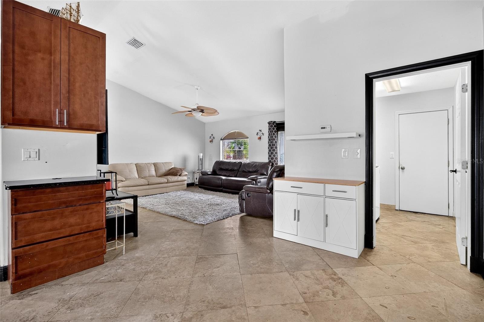 270 E TARPON BOULEVARD NW, Port Charlotte, FL 33952