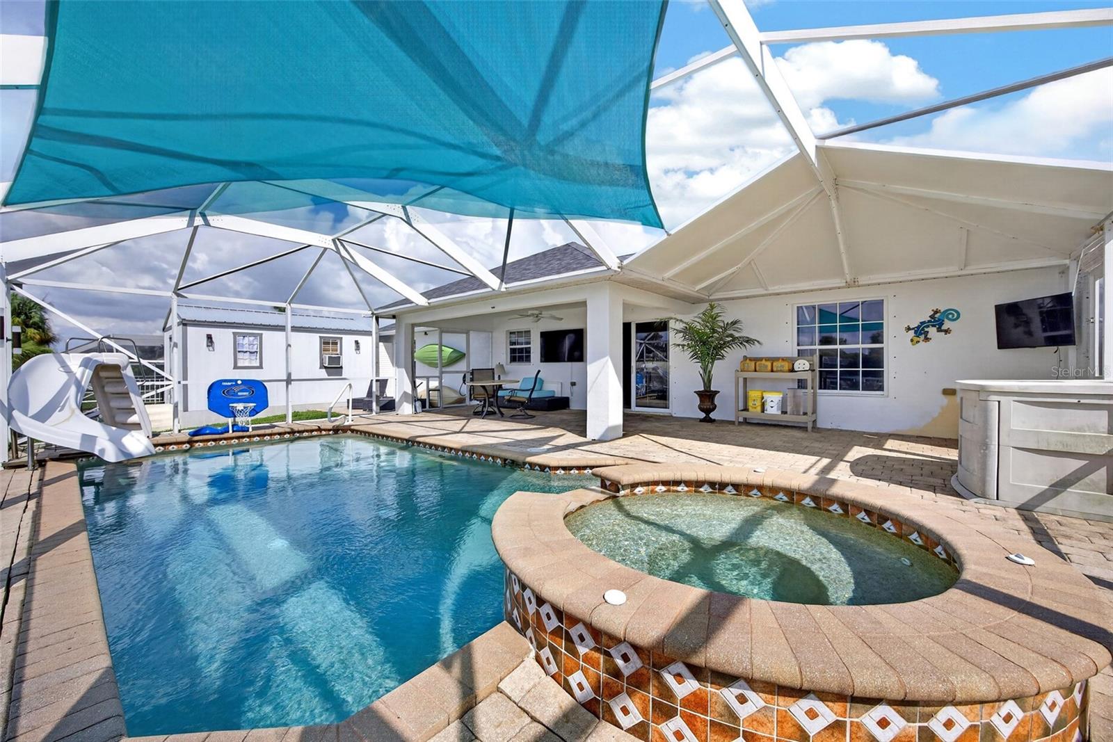 270 E TARPON BOULEVARD NW, Port Charlotte, FL 33952