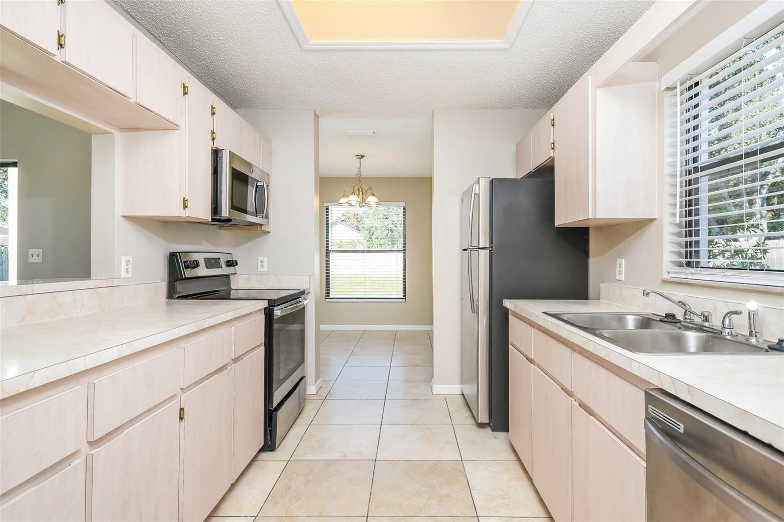 11943 BLACKHEATH CIRCLE, Orlando, FL 32837 11943 BLACKHEATH CIRCLE, Orlando, FL 32837