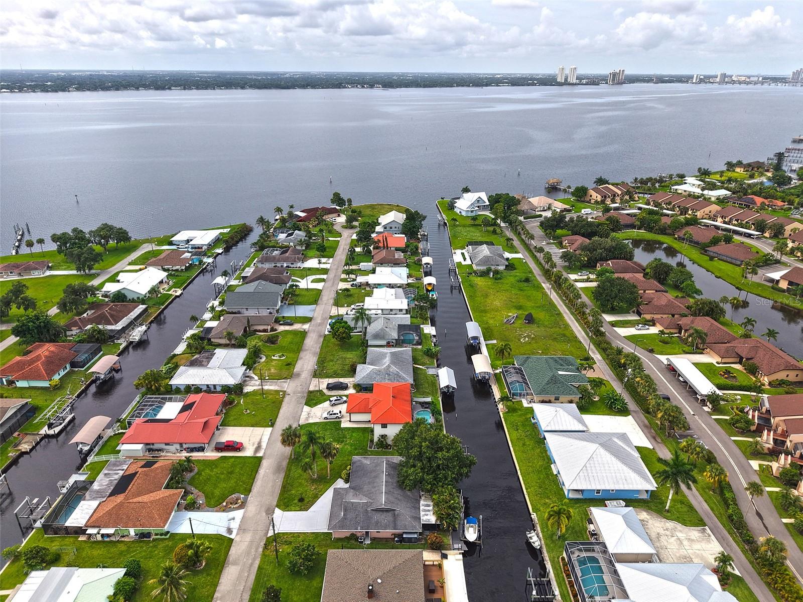 7228 REYMOOR DRIVE, North Fort Myers, FL 33917