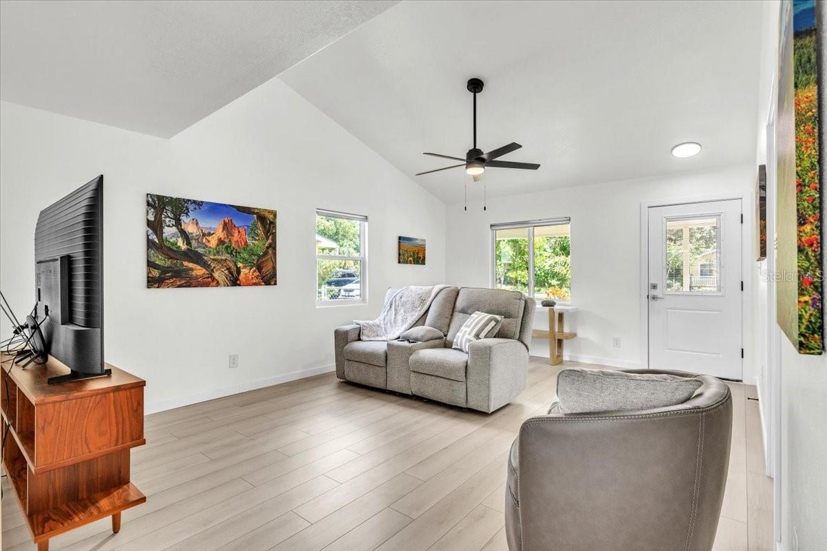 537 CAPITOL STREET, North Fort Myers, FL 33903
