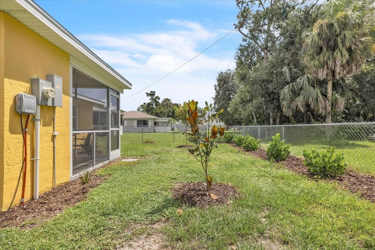 537 CAPITOL STREET, North Fort Myers, FL 33903