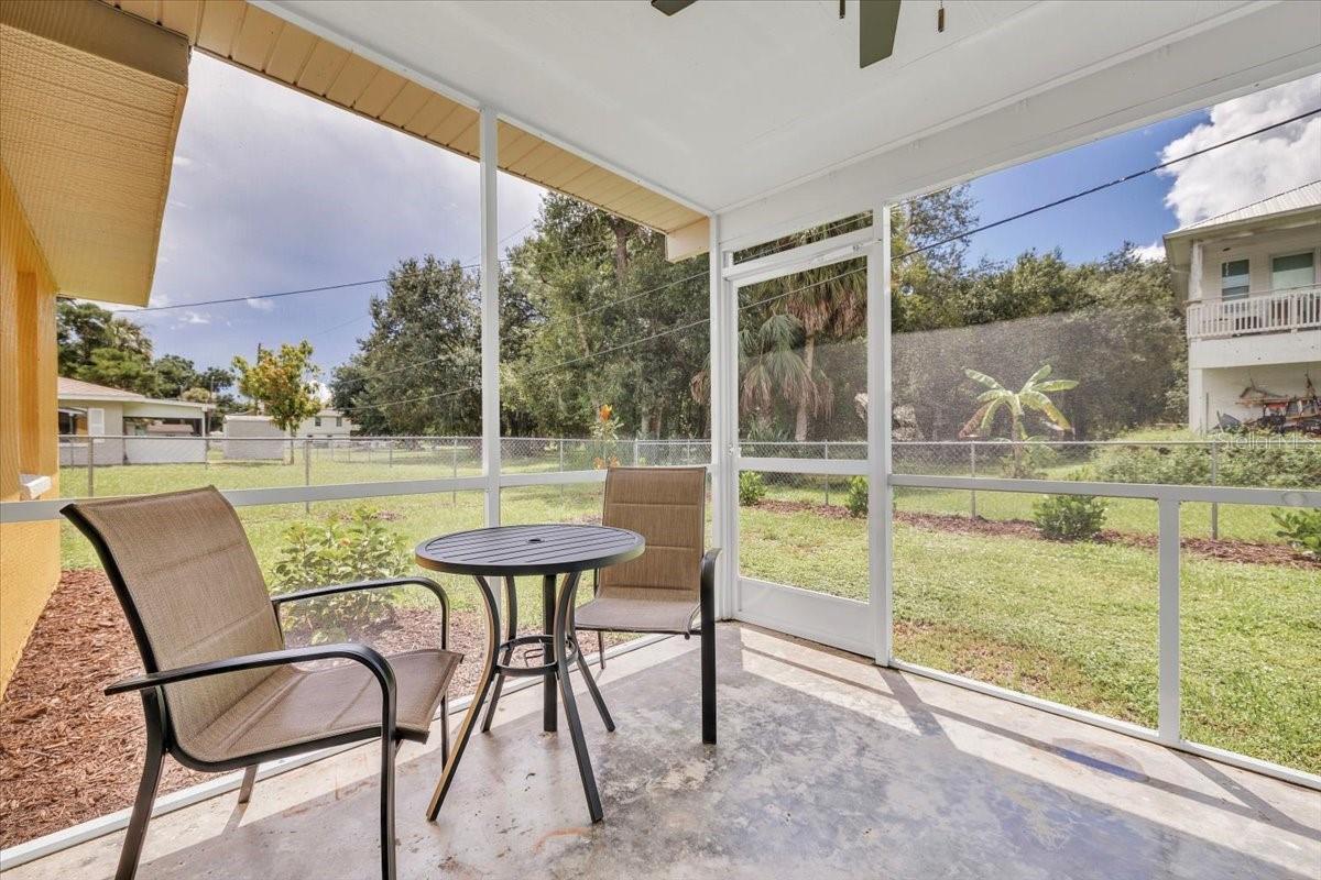 537 CAPITOL STREET, North Fort Myers, FL 33903