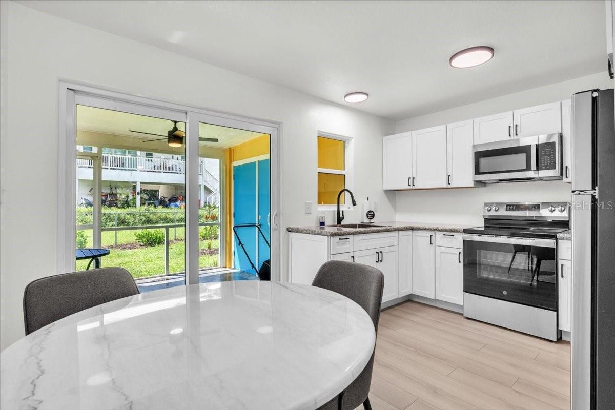 537 CAPITOL STREET, North Fort Myers, FL 33903