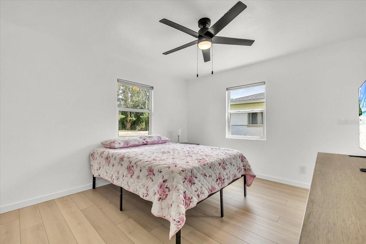 537 CAPITOL STREET, North Fort Myers, FL 33903
