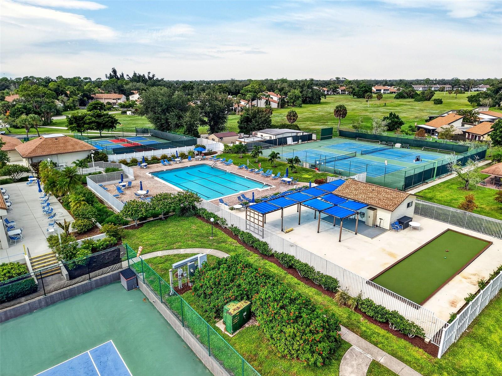 726 WHITE PINE TREE ROAD, #84, Venice, FL 34285