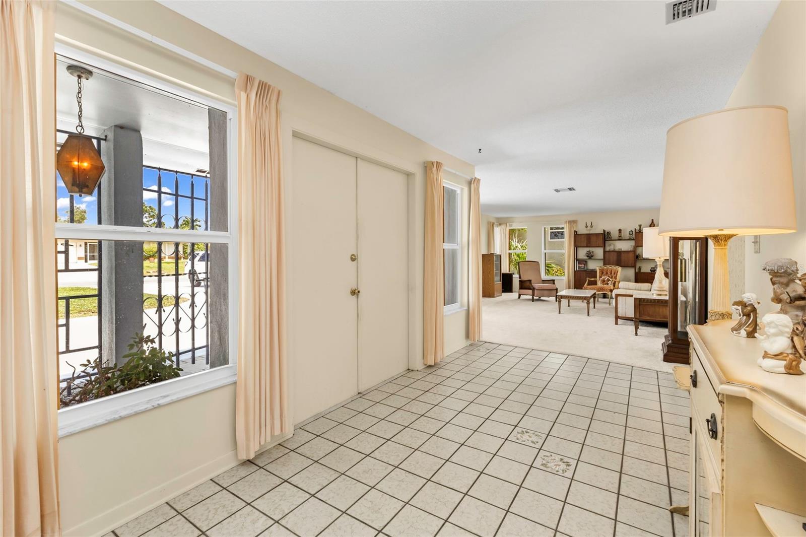Expansive open foyer allowing for a welcoming invitation into the home