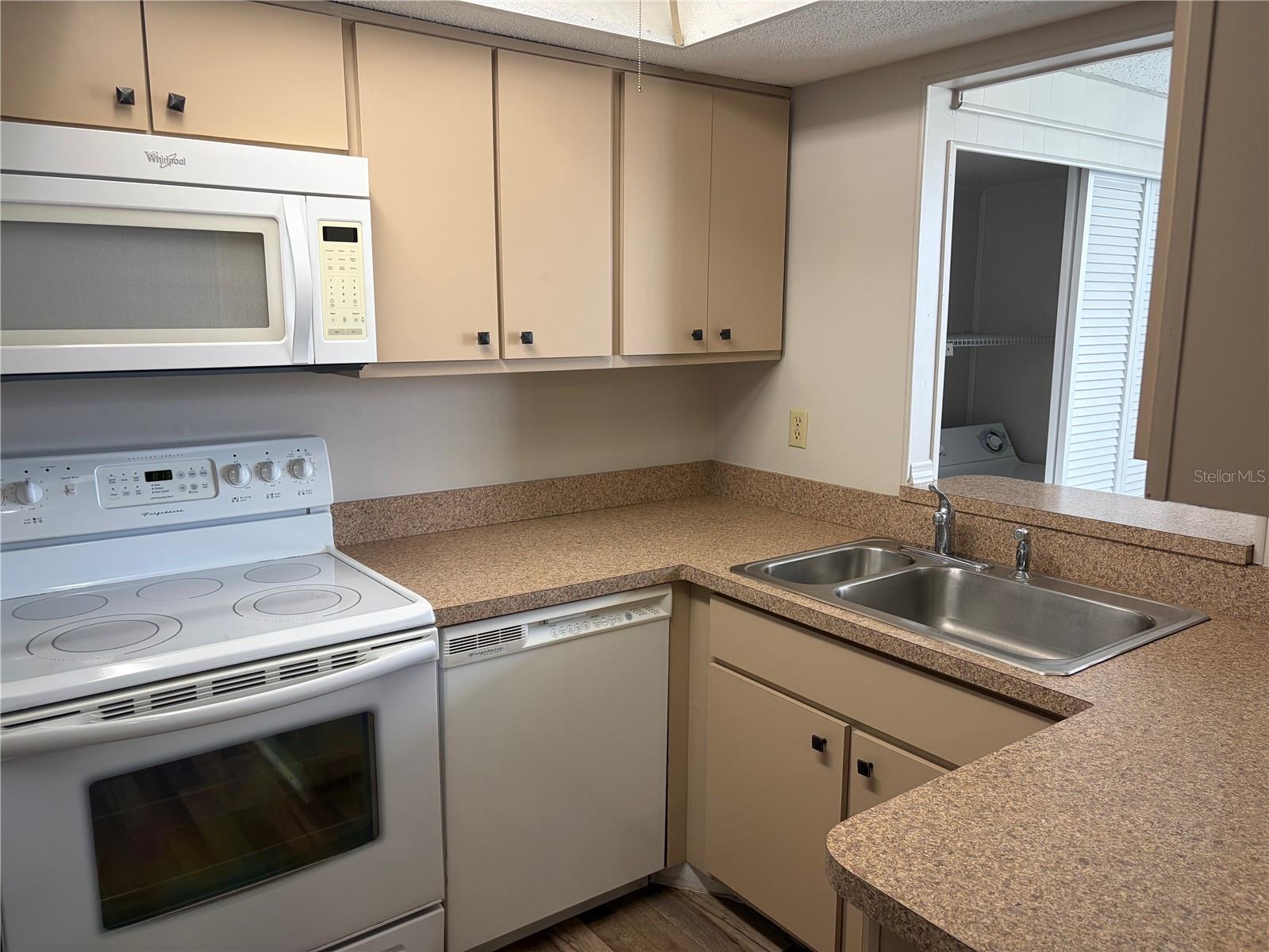 4158 TAMIAMI TRAIL, #T8, Port Charlotte, FL 33952