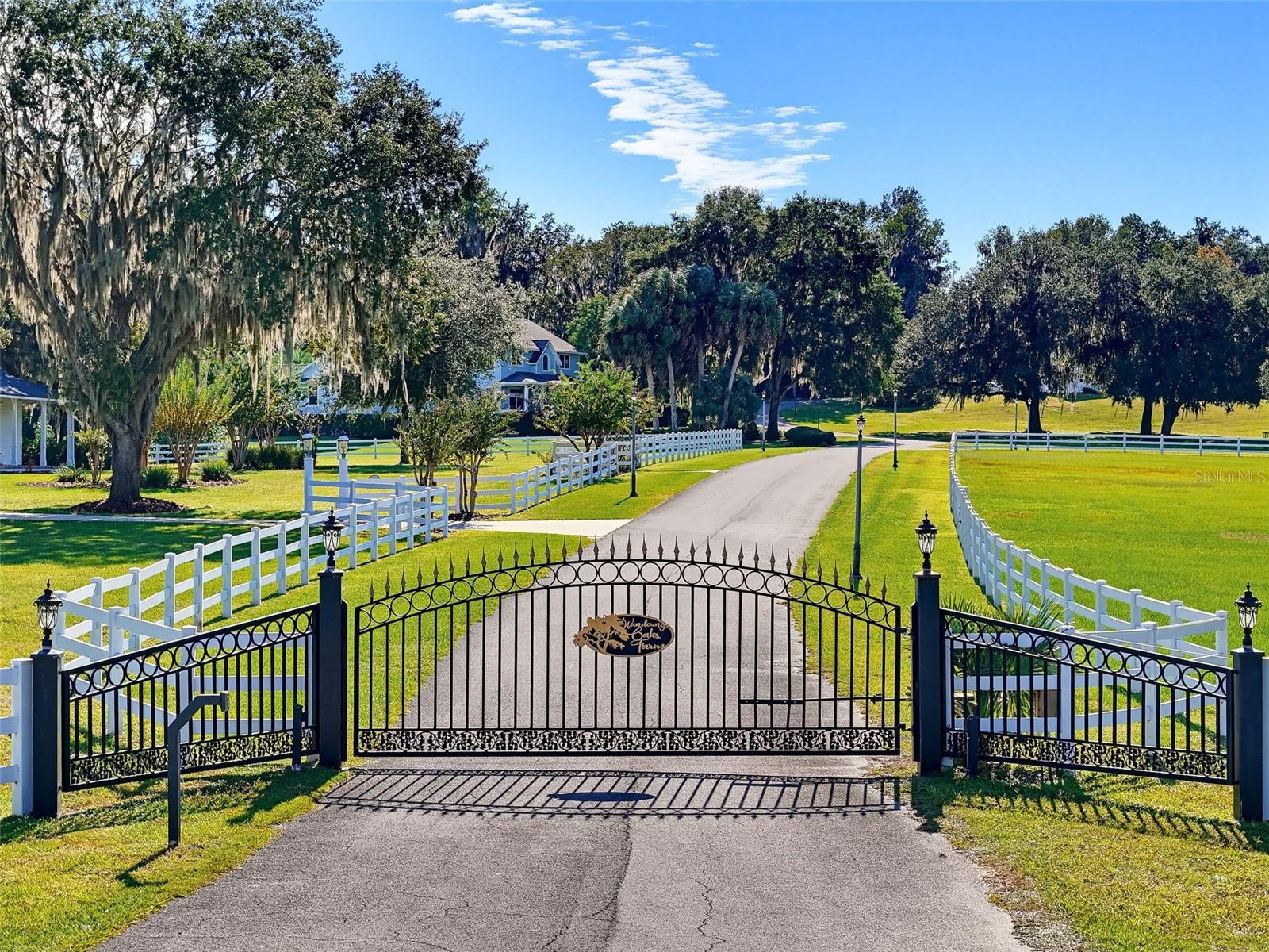 22550 HIGHWAY 441 N, Micanopy, FL 32667