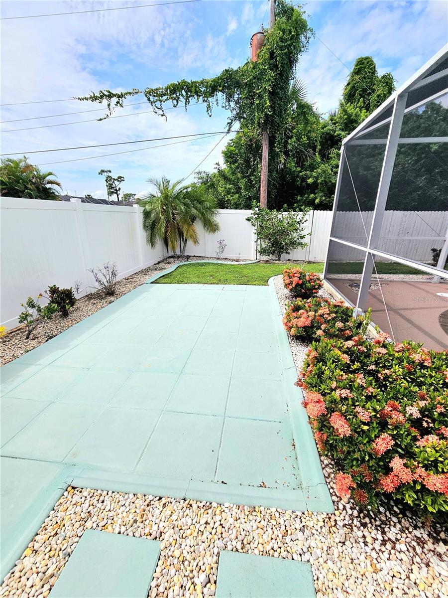 582 AZALEA DRIVE NW, Port Charlotte, FL 33952