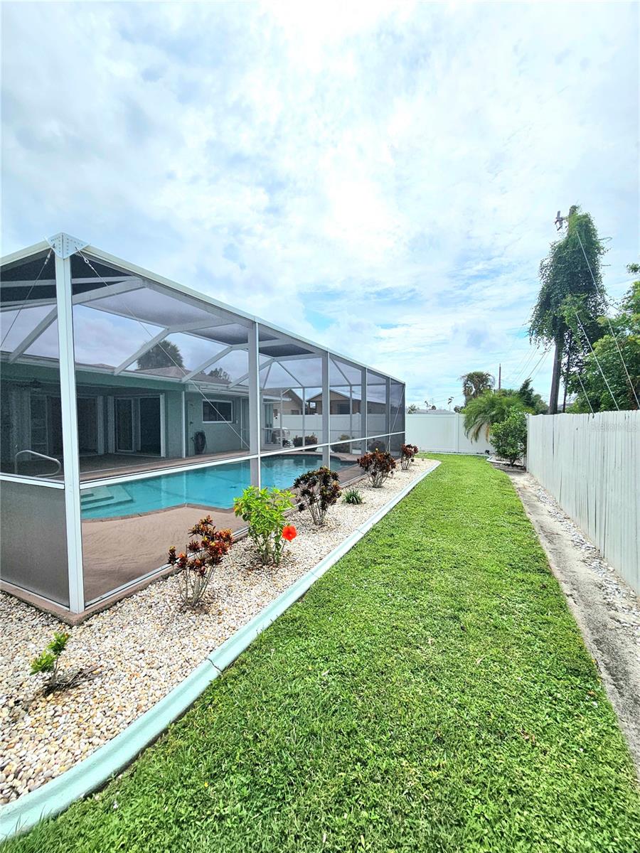 582 AZALEA DRIVE NW, Port Charlotte, FL 33952