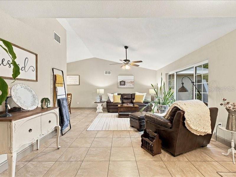 393 MALPELO AVENUE, Punta Gorda, FL 33983