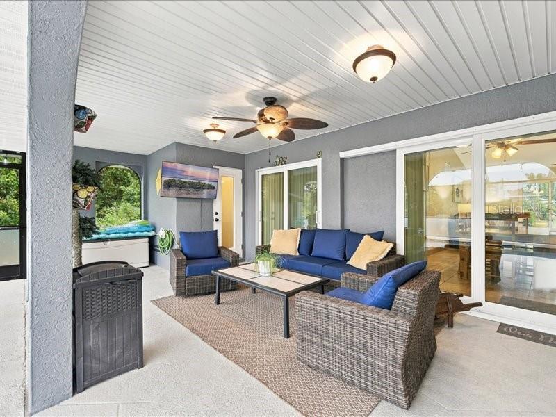 393 MALPELO AVENUE, Punta Gorda, FL 33983