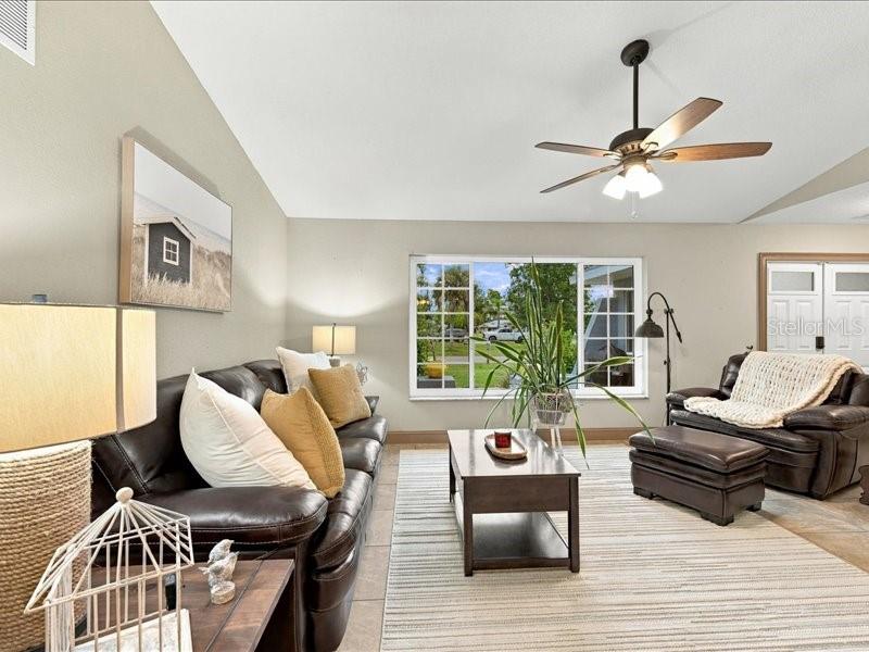 393 MALPELO AVENUE, Punta Gorda, FL 33983