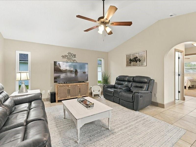 393 MALPELO AVENUE, Punta Gorda, FL 33983