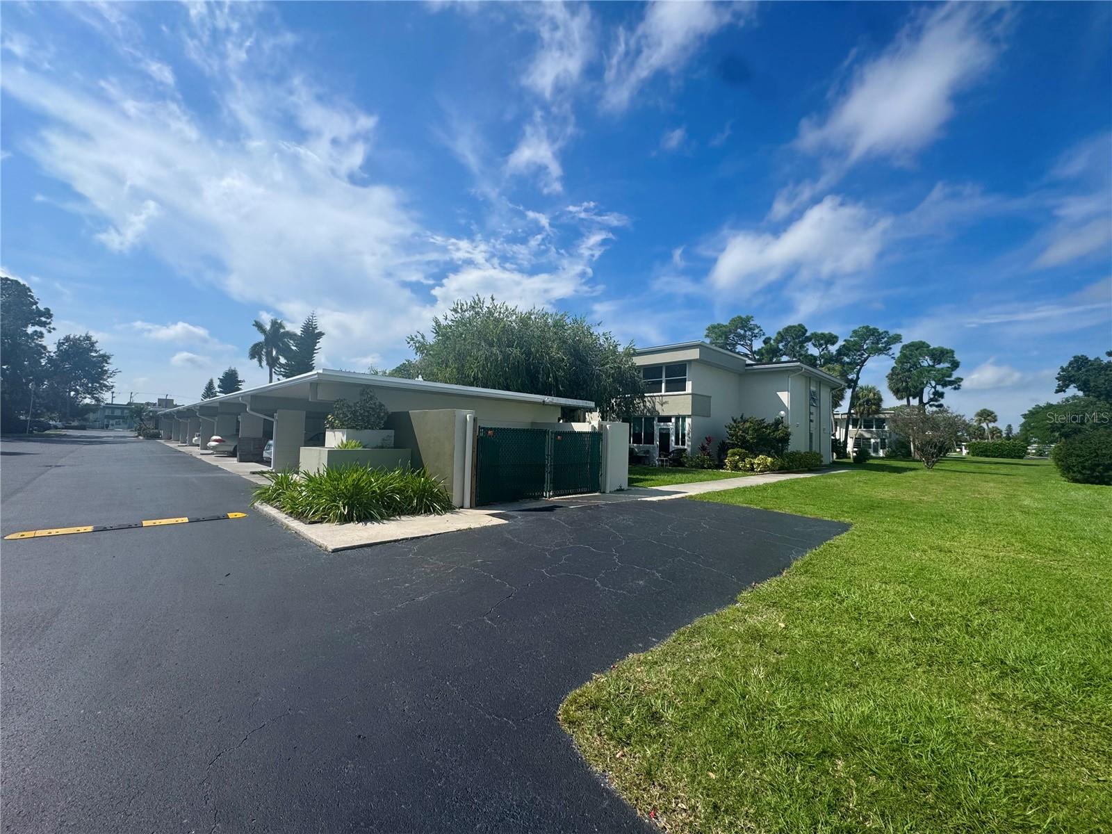 Front of 2437 Harbor Blvd #110 Front of 2437 Harbor Blvd #110