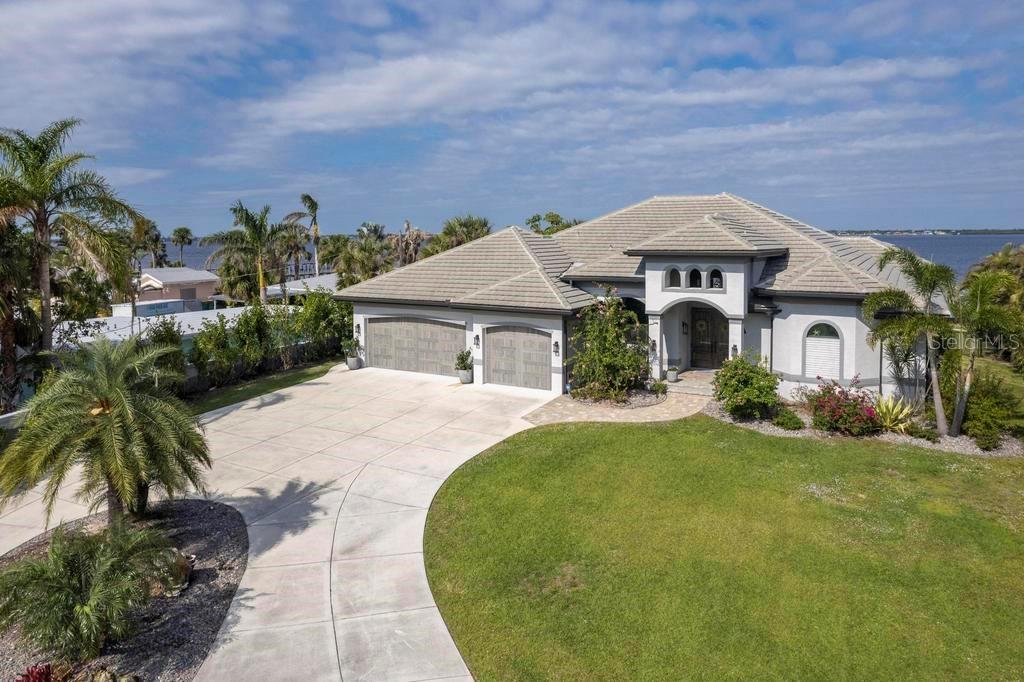 25462 SHORE DRIVE, Punta Gorda, FL 33950