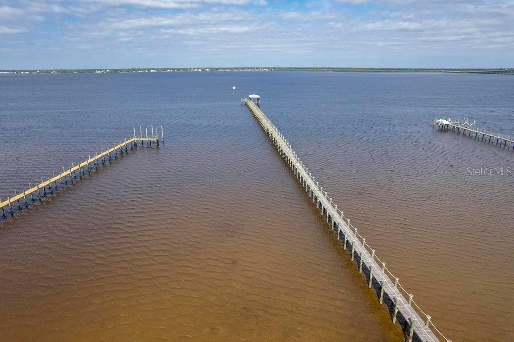 600 ft shared dock