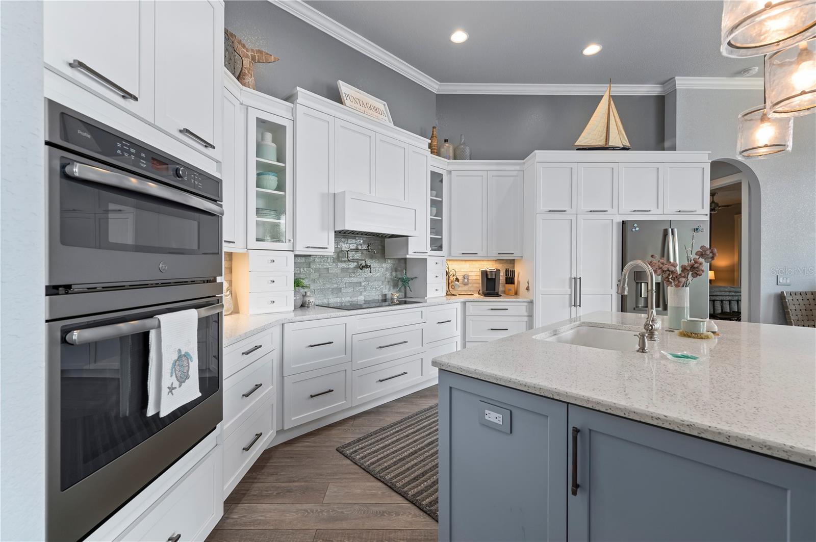 25462 SHORE DRIVE, Punta Gorda, FL 33950
