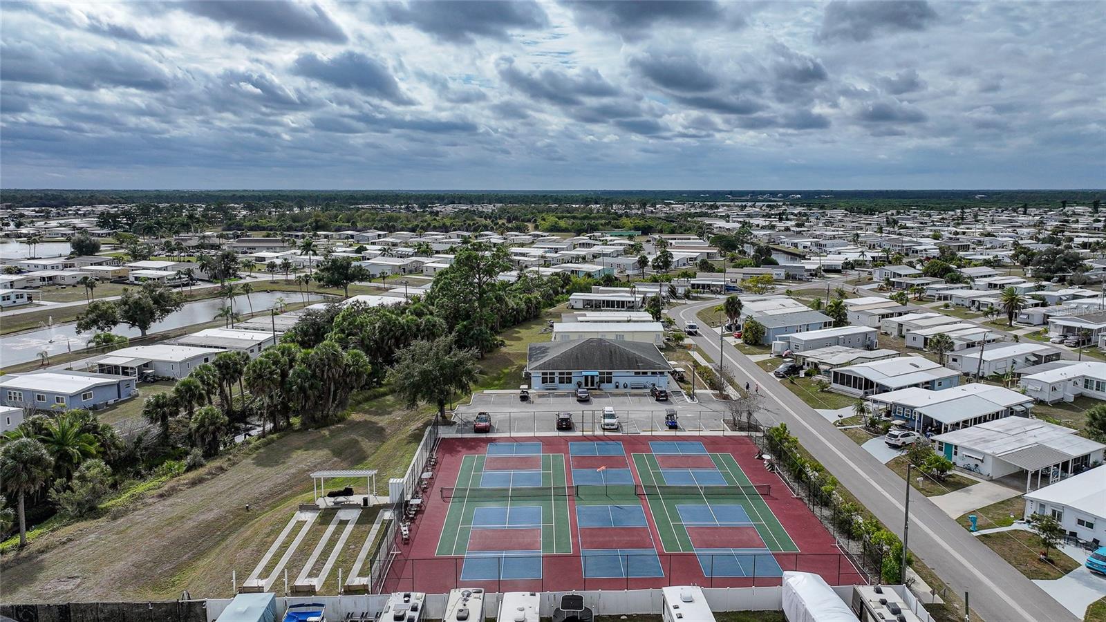 734 BLACKBURN BOULEVARD, North Port, FL 34287