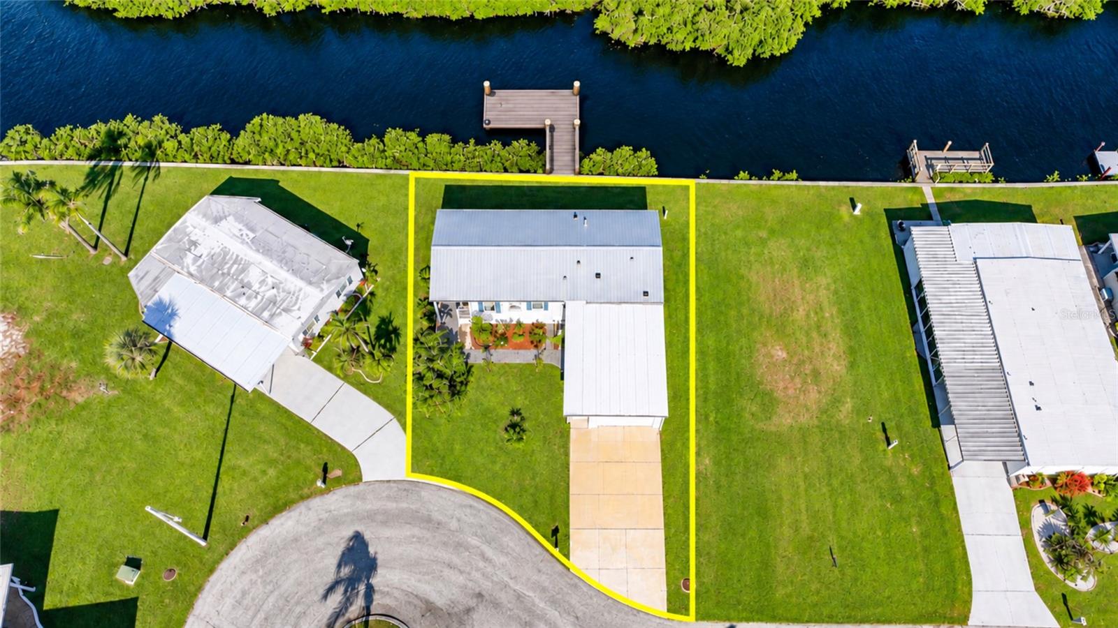 734 BLACKBURN BOULEVARD, North Port, FL 34287