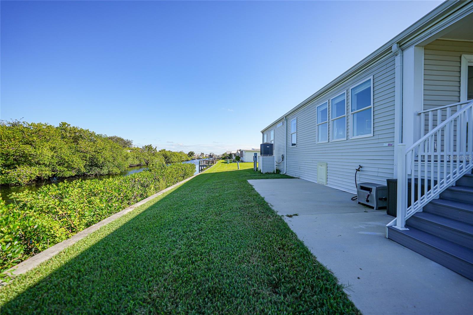 734 BLACKBURN BOULEVARD, North Port, FL 34287