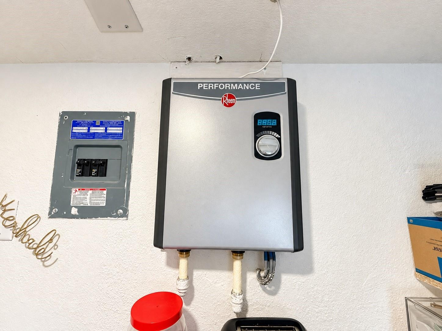 Water Heater Water Heater