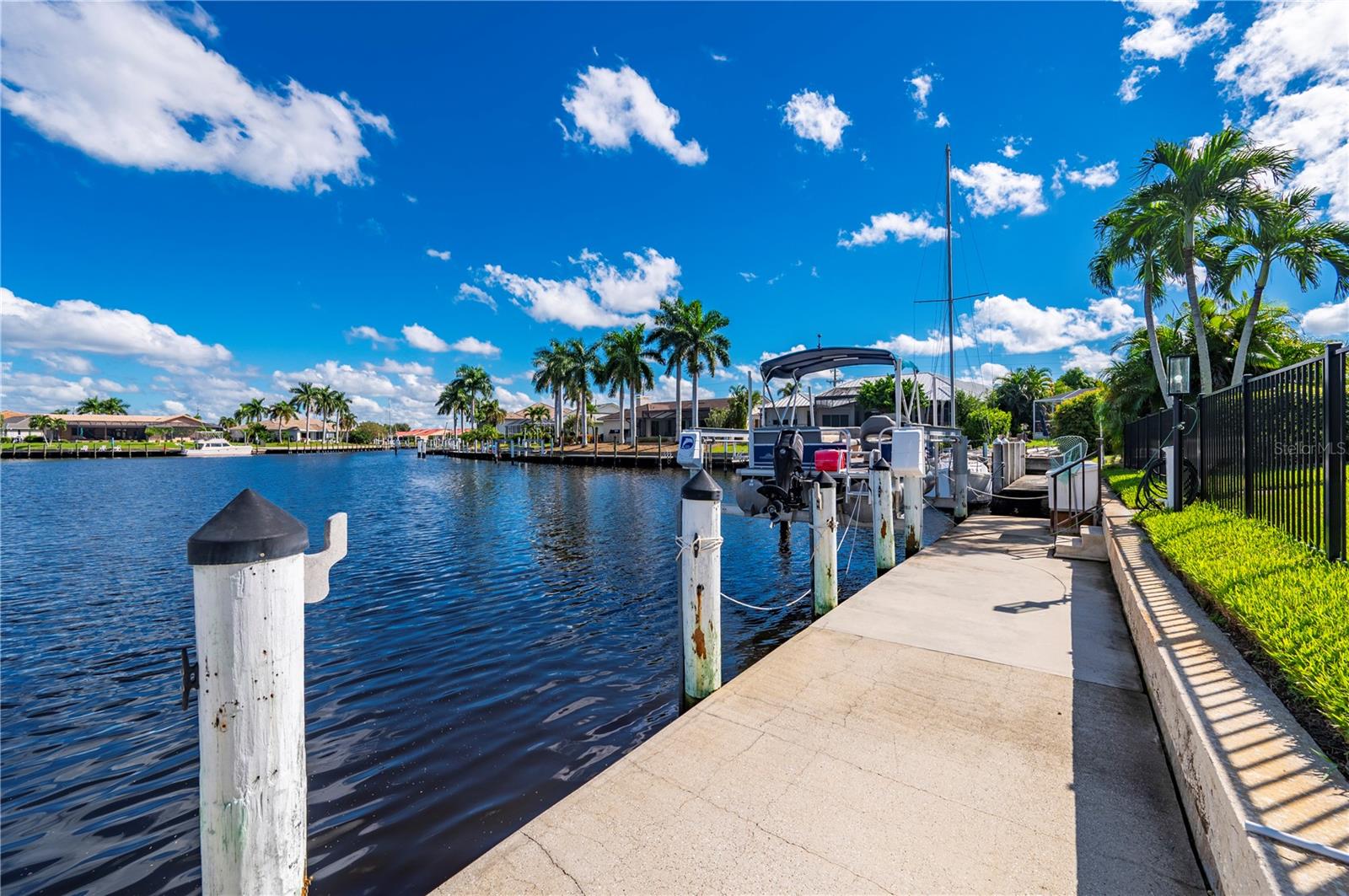 2112 WYATT CIRCLE, Punta Gorda, FL 33950