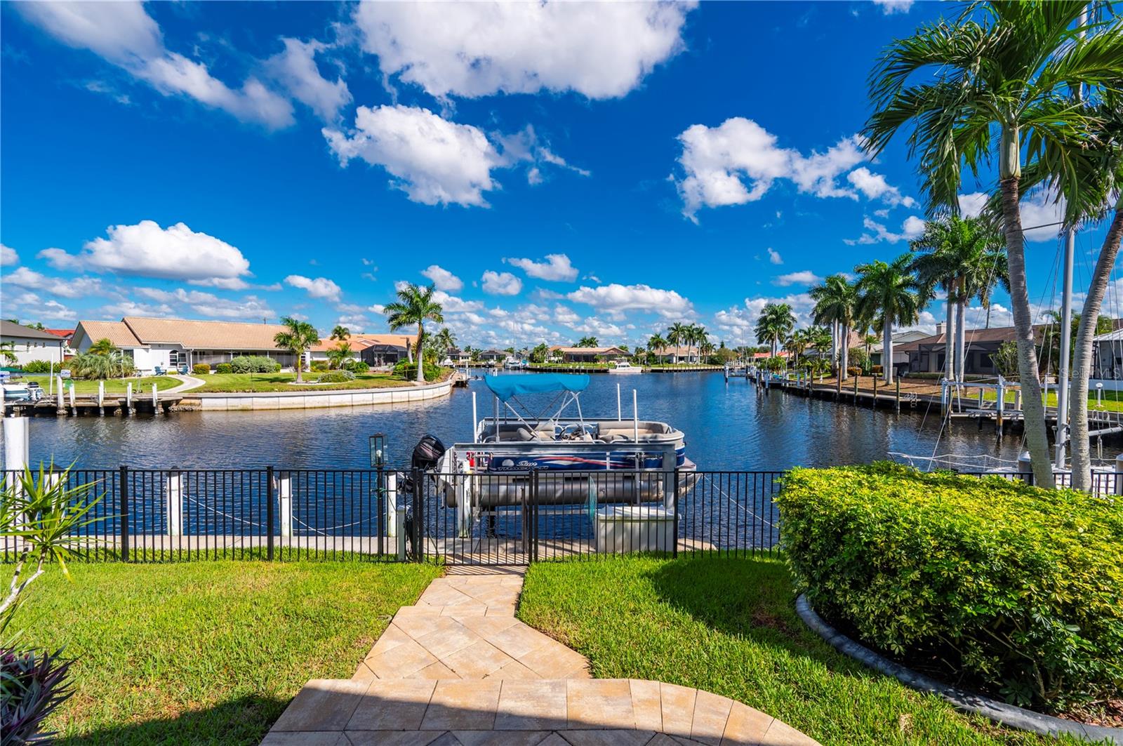 2112 WYATT CIRCLE, Punta Gorda, FL 33950