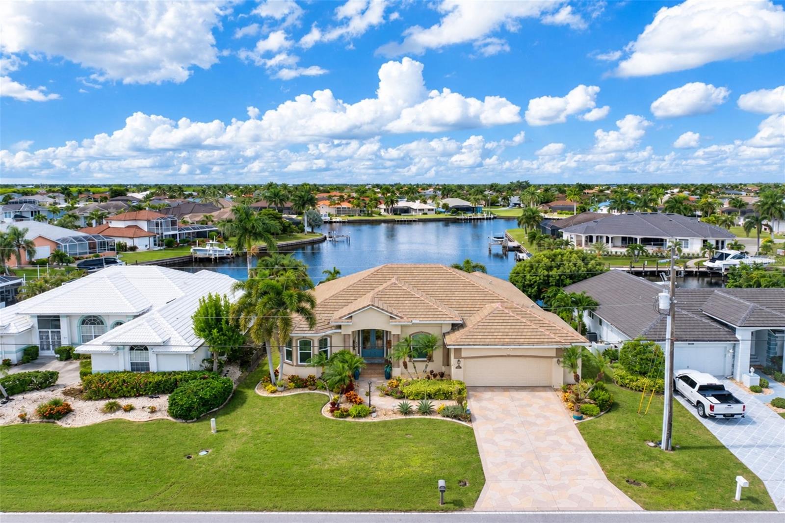 472 MACEDONIA DR, Punta Gorda, FL 33950