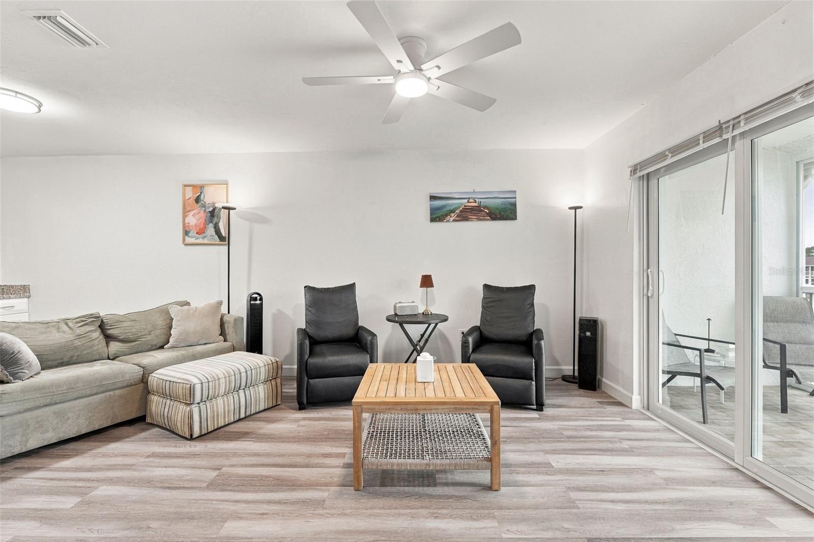 Spacious Living Room with Direct Access to the Lanai