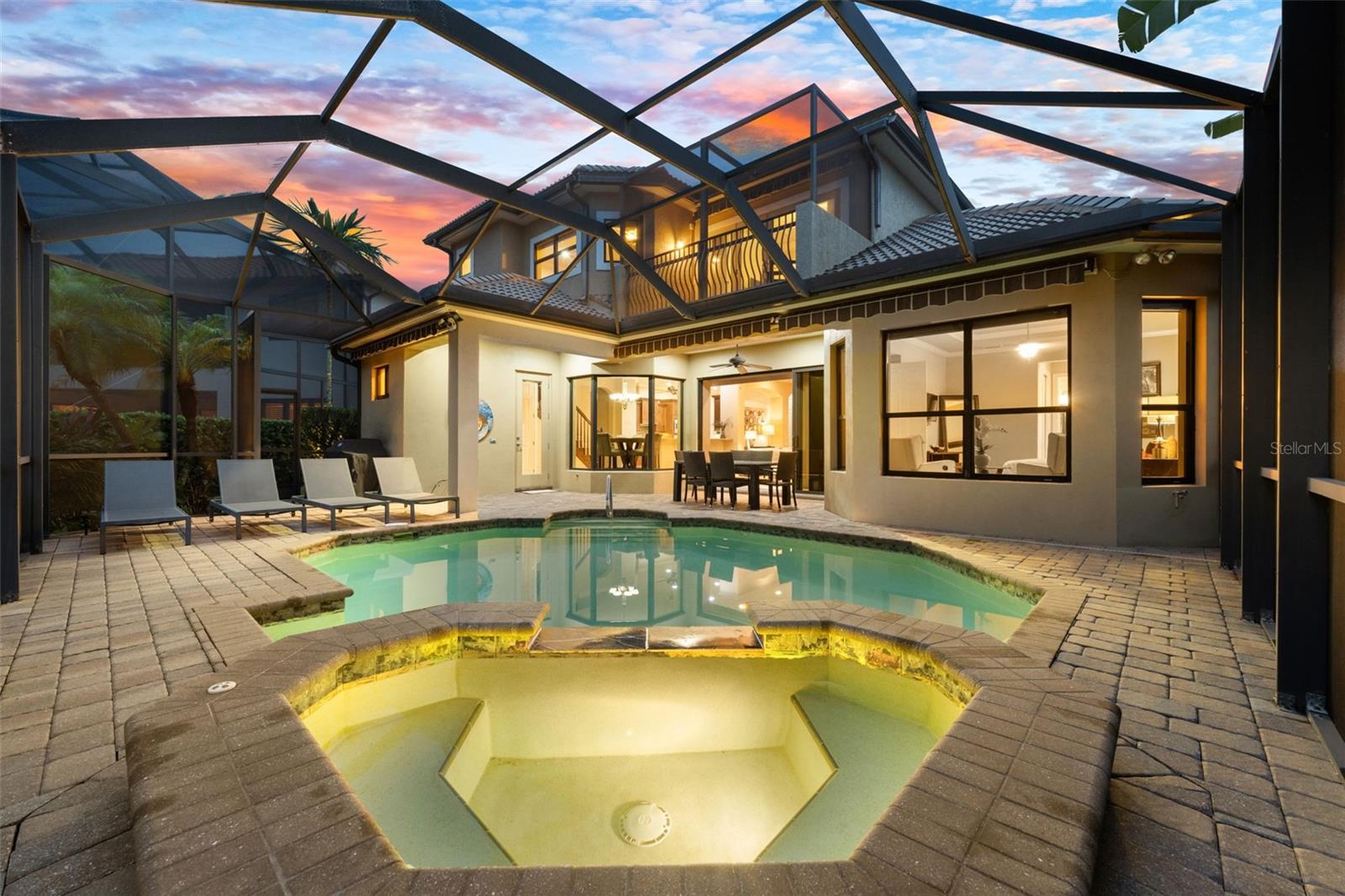 Evening dip in the spa?