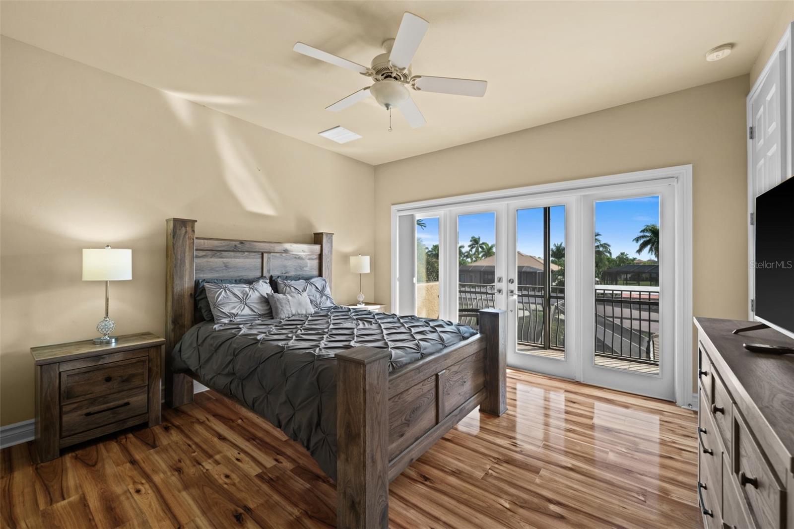 3rd bedroom with Balcony