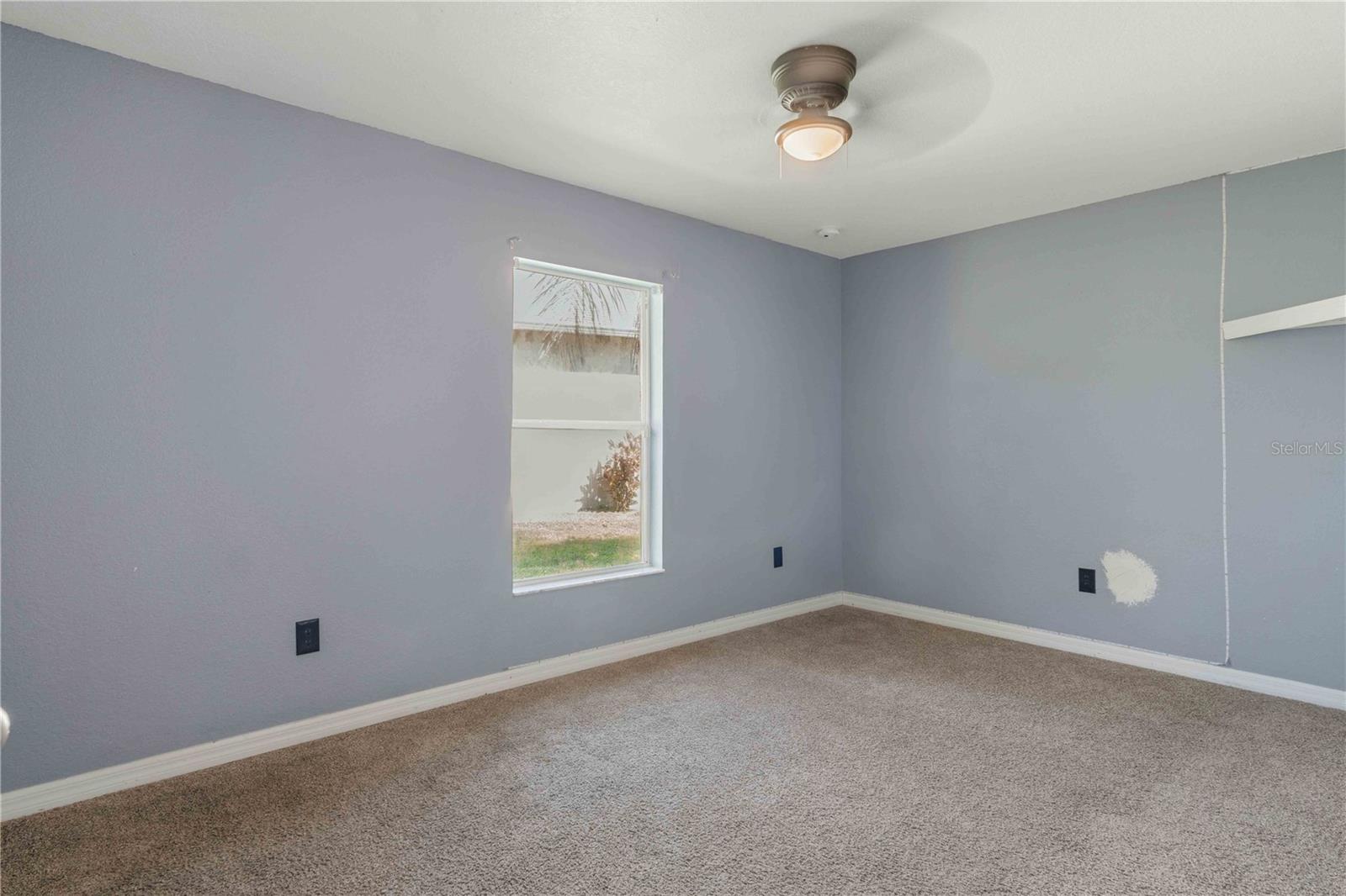 Guest bedroom #1