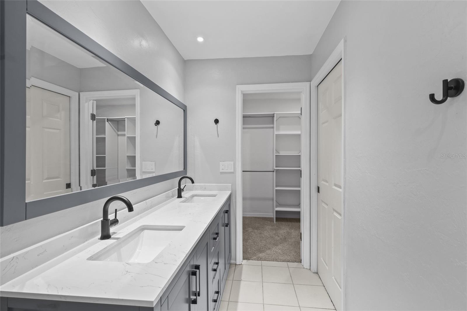 418 EDISON AVENUE, Lehigh Acres, FL 33972