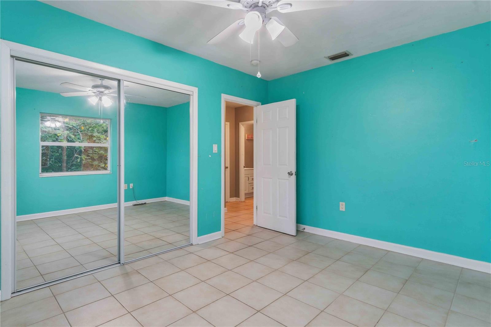 Bedroom #1