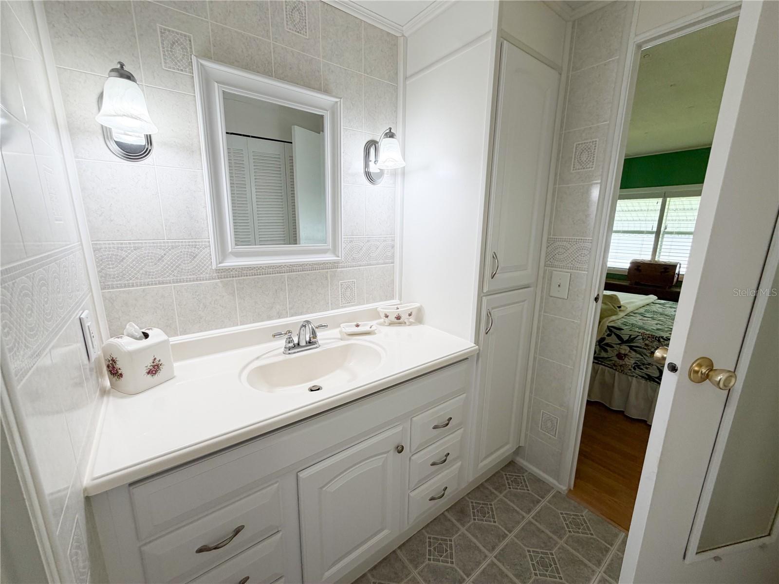 6708 NEIGHBORLY CT, North Port, FL 34287