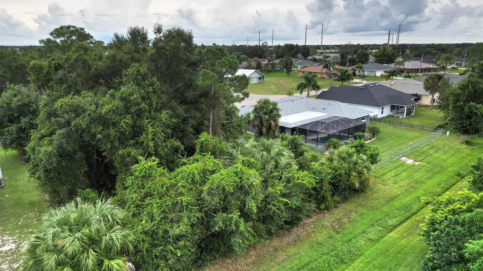 385 MALPELO AVENUE, Punta Gorda, FL 33983 385 MALPELO AVENUE, Punta Gorda, FL 33983