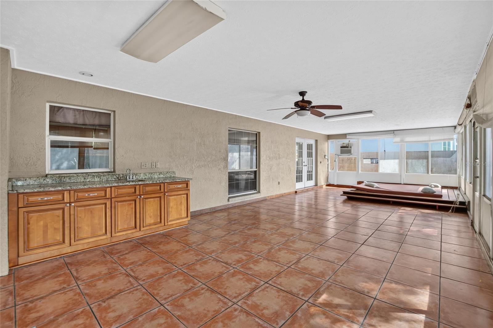 3122 RESEDA COURT, Tampa, FL 33618