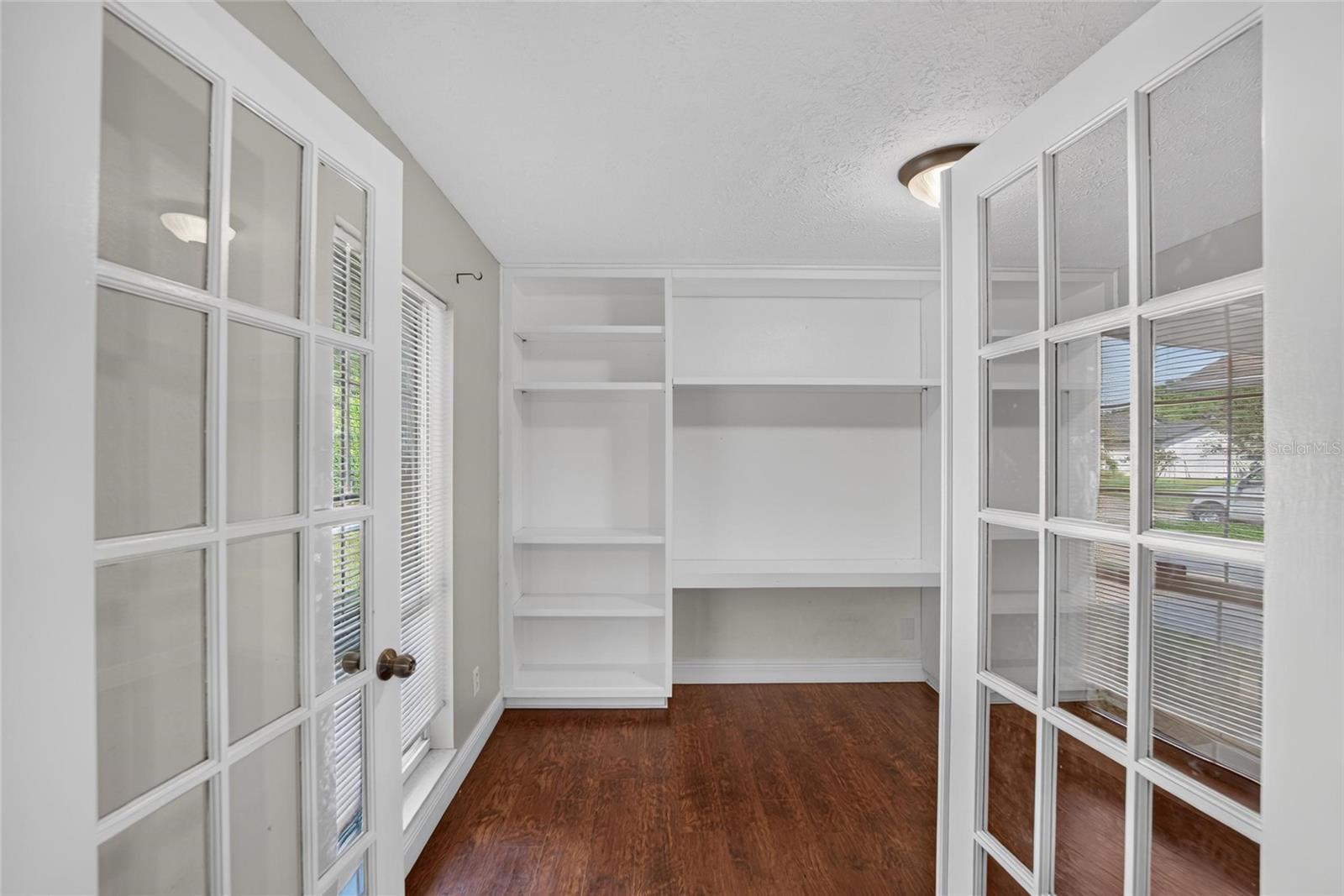 3122 RESEDA COURT, Tampa, FL 33618
