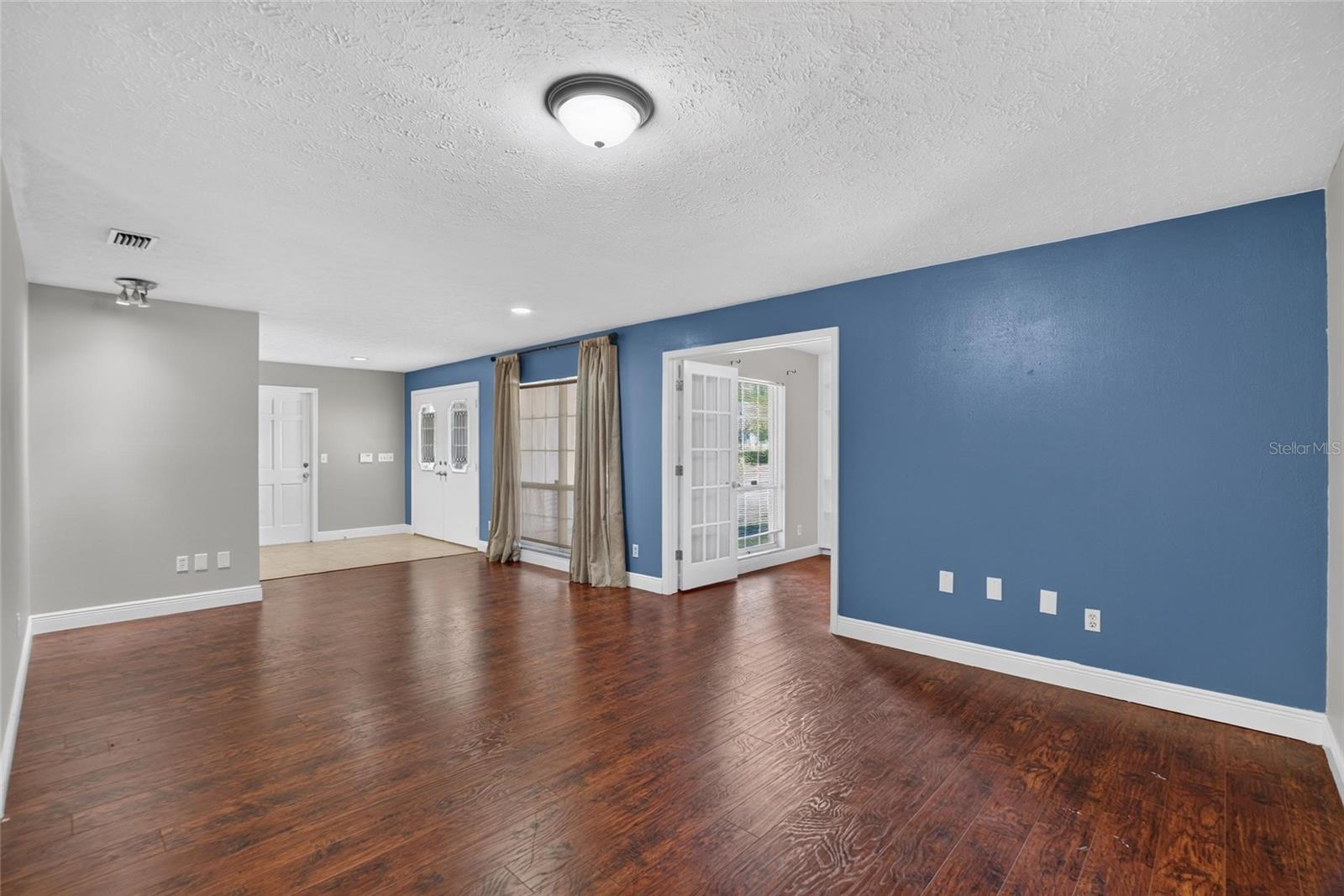 3122 RESEDA COURT, Tampa, FL 33618