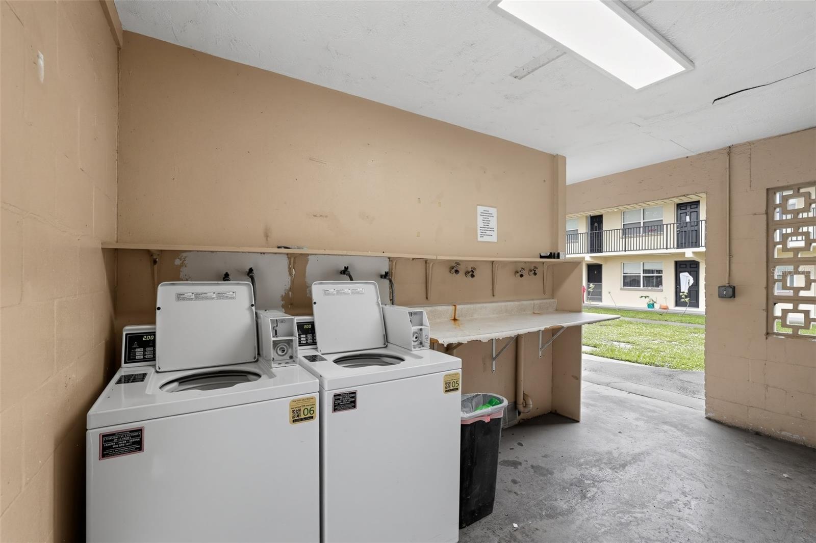 2501 HARN BOULEVARD, #J12, Clearwater, FL 33764