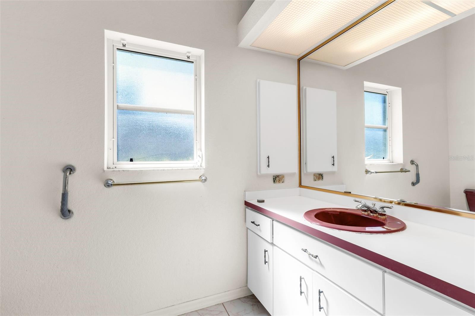 Primary ensuite bathroom